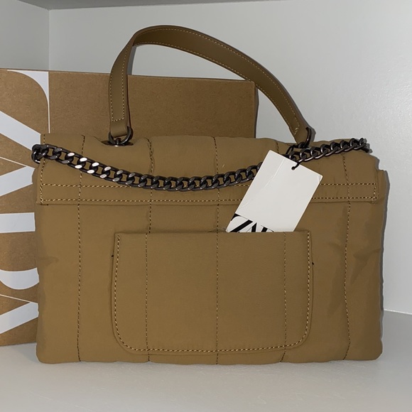 👛HP👛 𝗭𝗮𝗿𝗮 𝗡𝗪𝗧 • Quilted Cream Shoulder Bag Minimalist Flap Purse - Picture 4 of 16